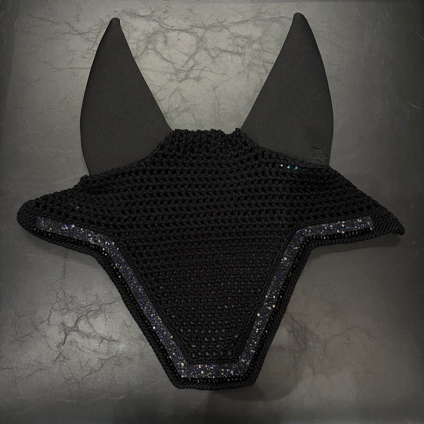 Equstar Custom Bonnet - Soundproof Ears, Square Shape, Blk Base, 1R Royal Black Stingray, 1R Sm Jet Black Crystal, 1R Sm Silver Crystal, 1R Blk Thread, Blk Star