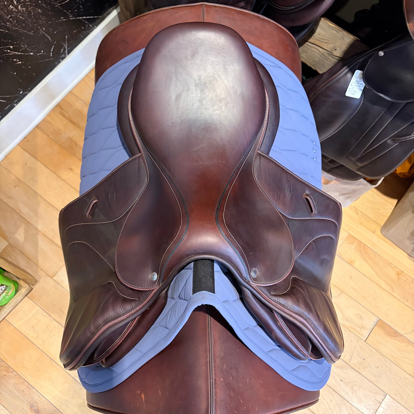 Devoucoux #22 S03036638 Consigned Devoucoux Biarritz S, 17.5”, 2A Flap, D3D Panels, STD Tree,  includes Devoucoux cover