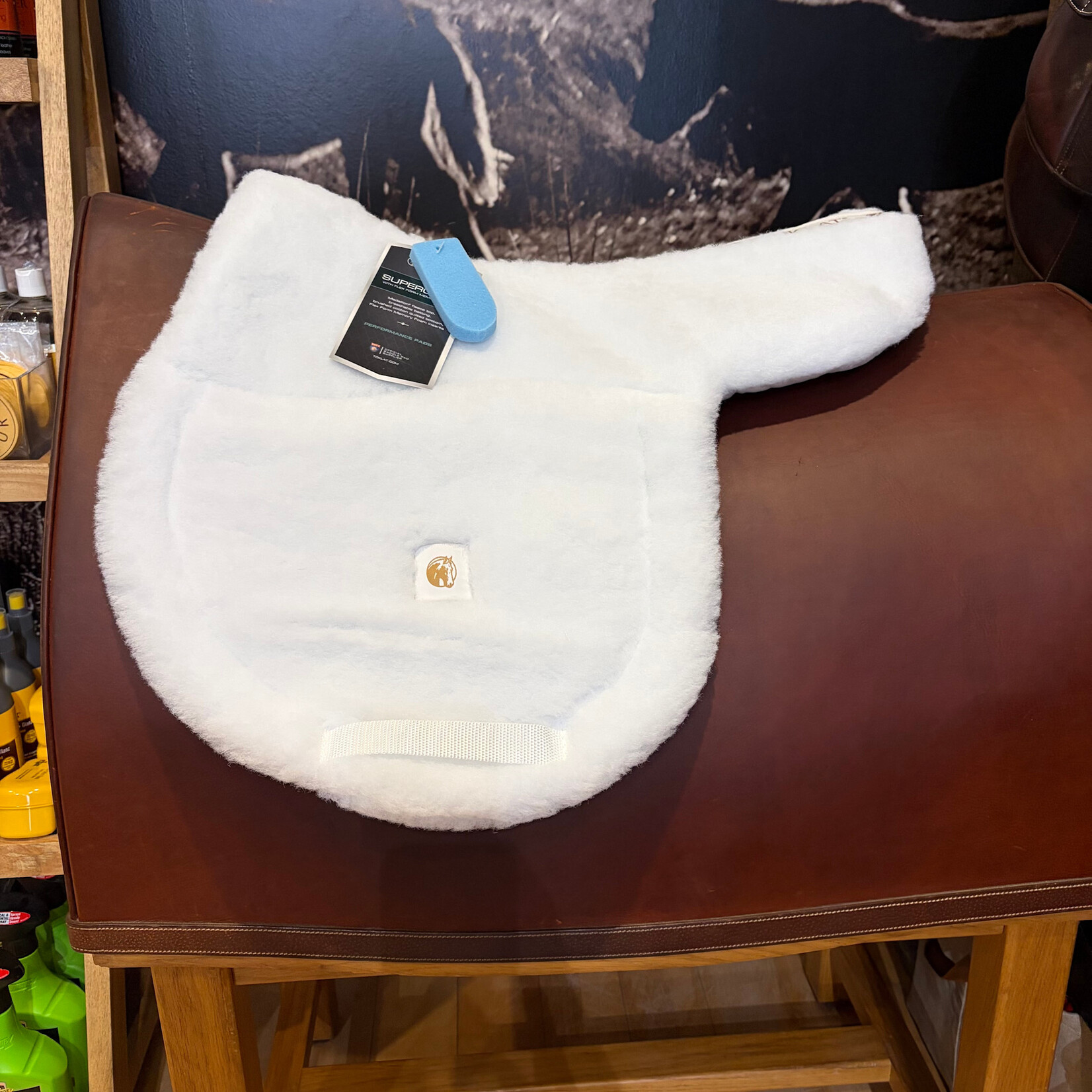 26-09196-SPECIAL Toklat Medallion SuperQuilt Saddle Pad with Built-In Half Pad, High Profile, Close Contact