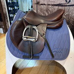 CWD #21 90218 Consigned CWD SE02 17" TR Seat (Half Deep), 2C Flap, Medium Tree measuring 4" dot to dot, Includes CWD cover & Flexon Stirrups and 3/4" leathers