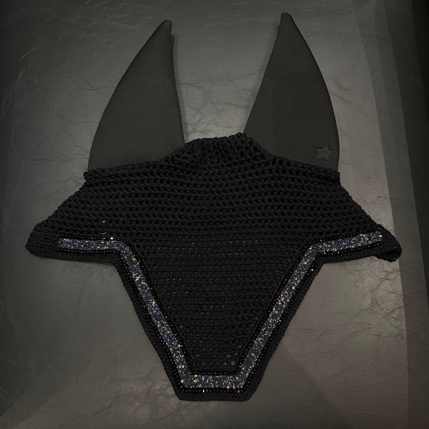 Equstar Custom Bonnet - Soundproof Ears, Square Shape, Blk Base, 1R Sm Jet Black Crystal, 1R Royal Black Stingray, 1R Sm Jet Black Crystal, Blk Thread Trim, Blk Star