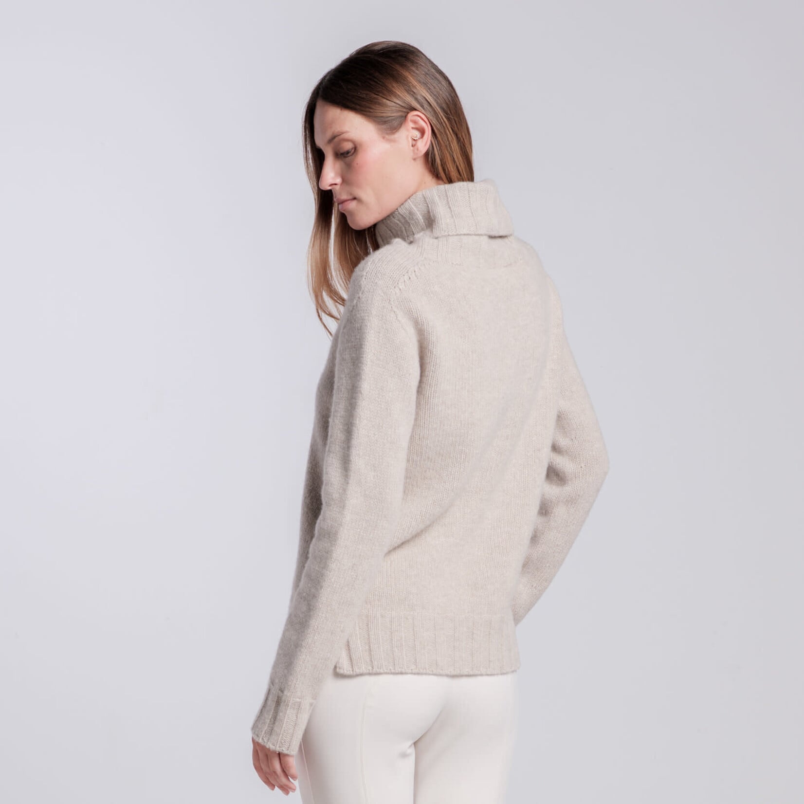 Cavalleria Toscana MAD164 Cavalleria Toscana Pure Merino Wool Turtleneck Sweater