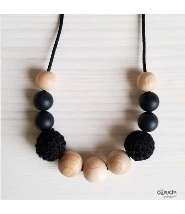 Baby Carrying and Nursing Necklace | Soft Wool | Black