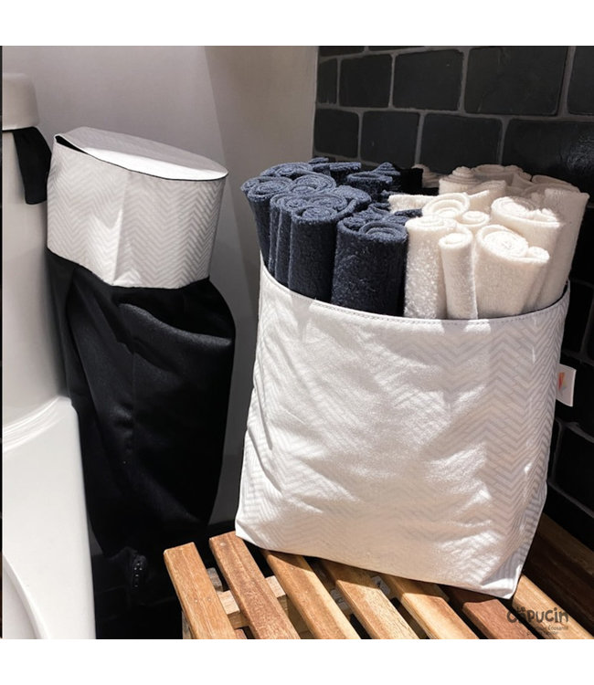 Bateau Bateau Toilet Paper Rolls | Starter Set | 72 items | Chevrons | Black and White