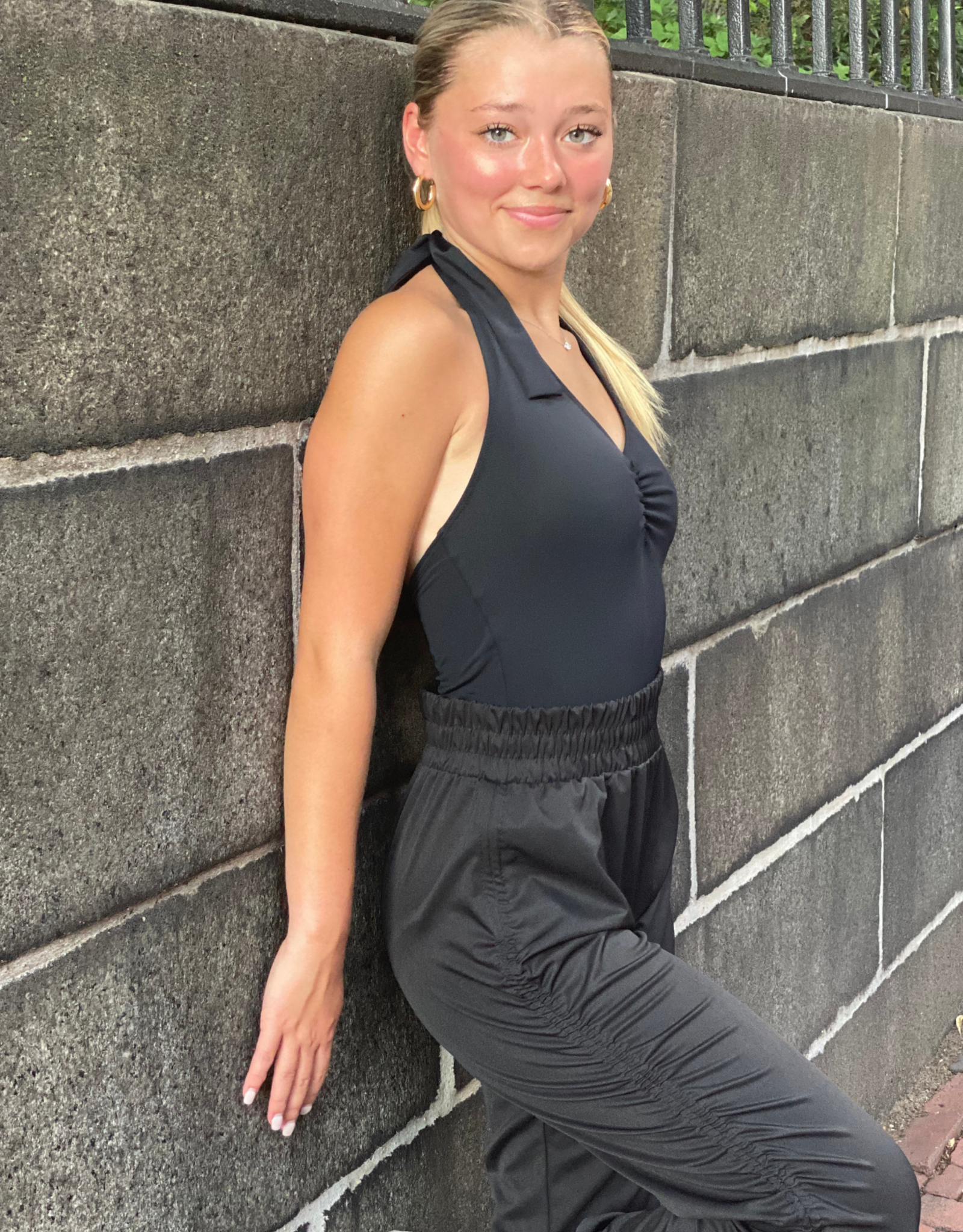 Sharing the Barre Ladies' The Dev Halter Leo