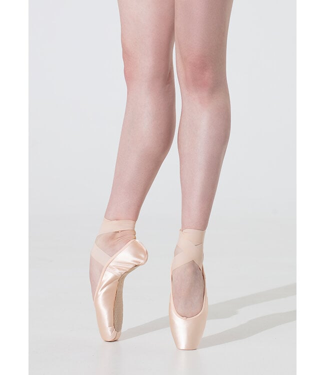 Super Triumph Pointe Shoes