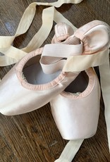 Sewing Kit for Ballet Pointe Shoes, With Ribbons, Elastics