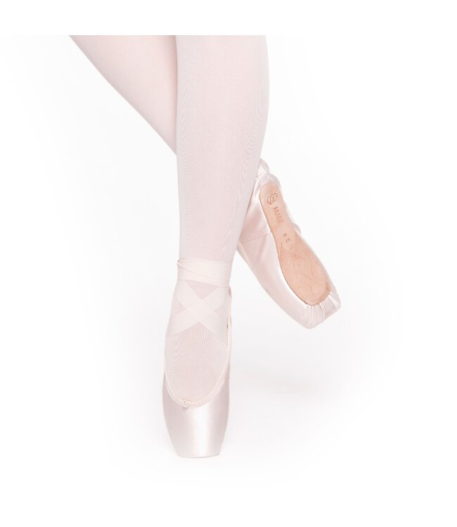 Mabe Pointe Shoes
