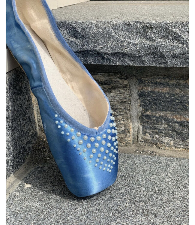 Decorative Pointe Shoe (Single)