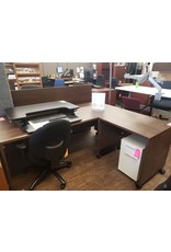 L-Shape desk on castors- walnut