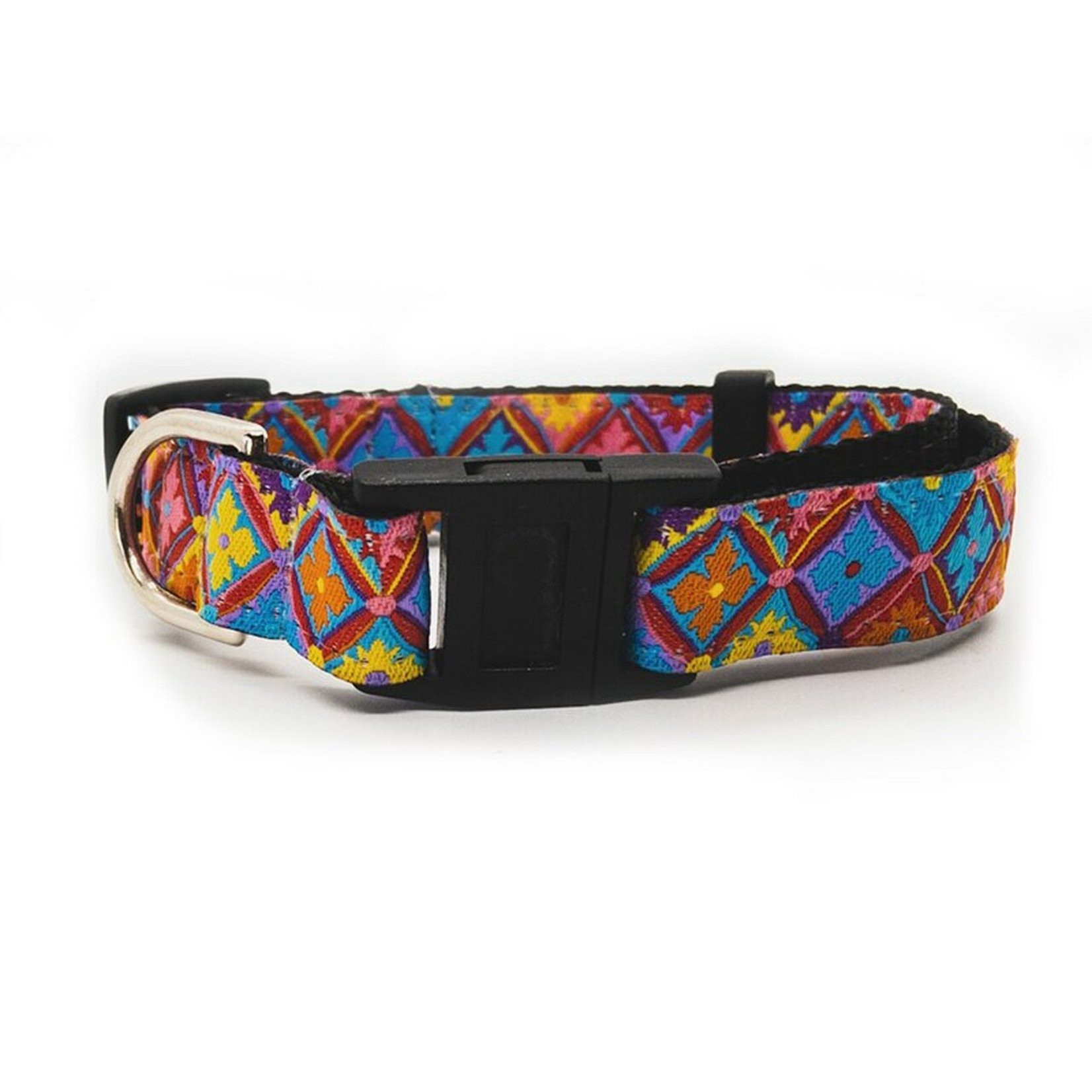 Designer Cat Collars With a Colourful Harlequin Pattern 