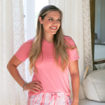 Highlands V-Neck Pocket Tee Pink