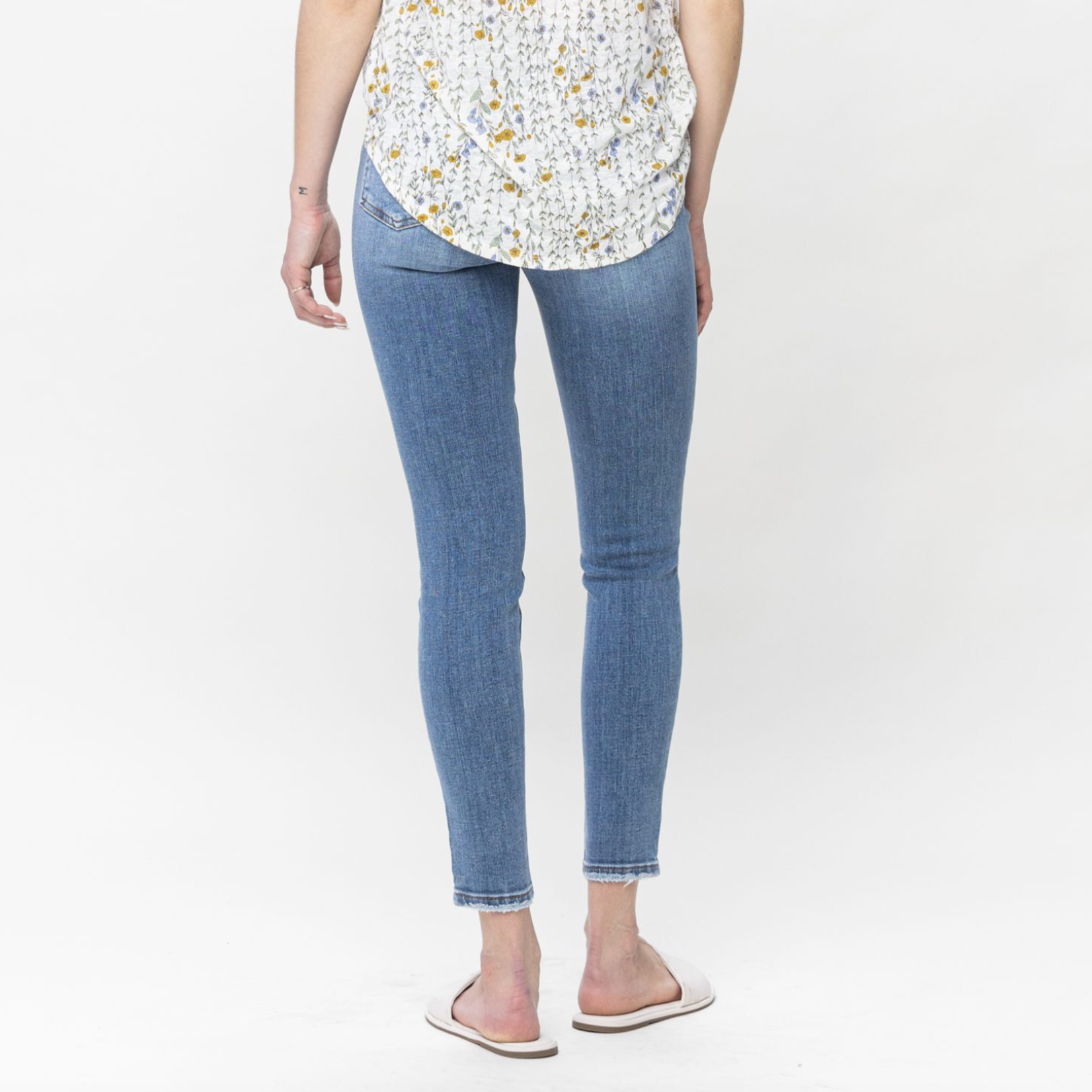 Judy Blue Mid-Rise Vintage Skinny