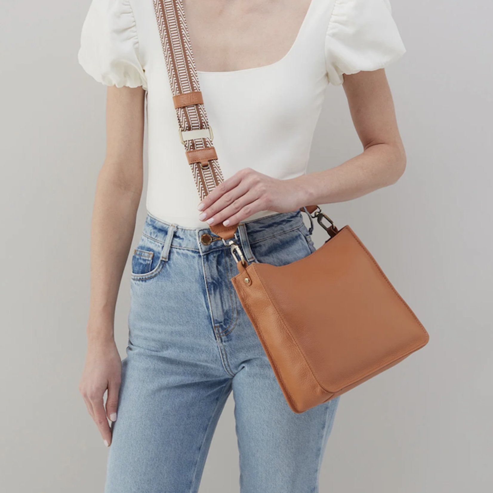 HOBO HOBO - Cass Crossbody Butterscotch Pebbled Leather