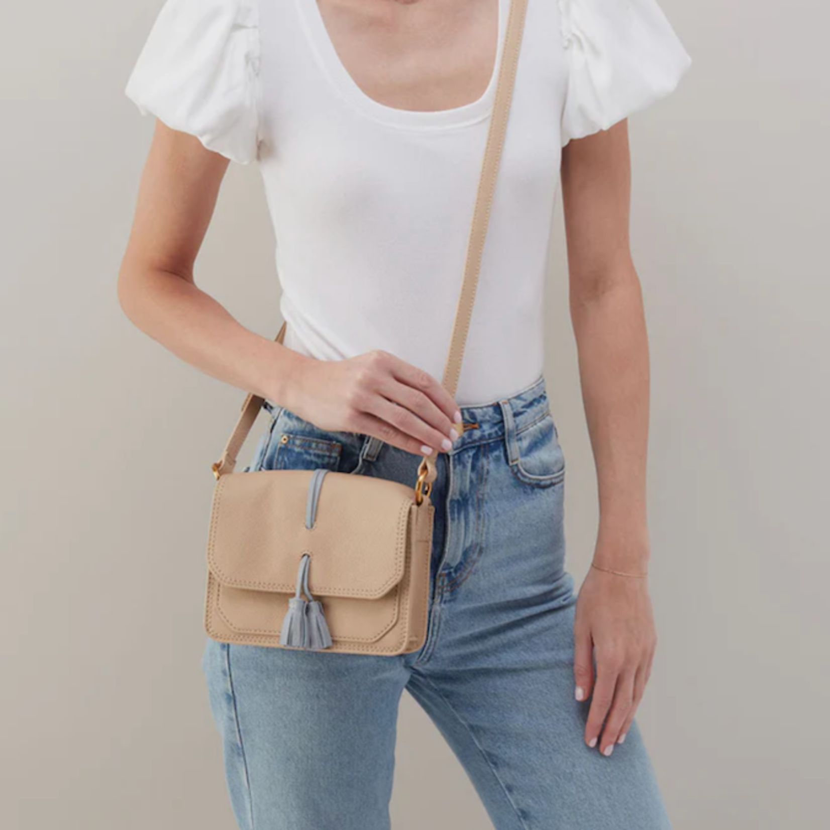 HOBO HOBO - Eden Small Crossbody Linen Pebbled Leather