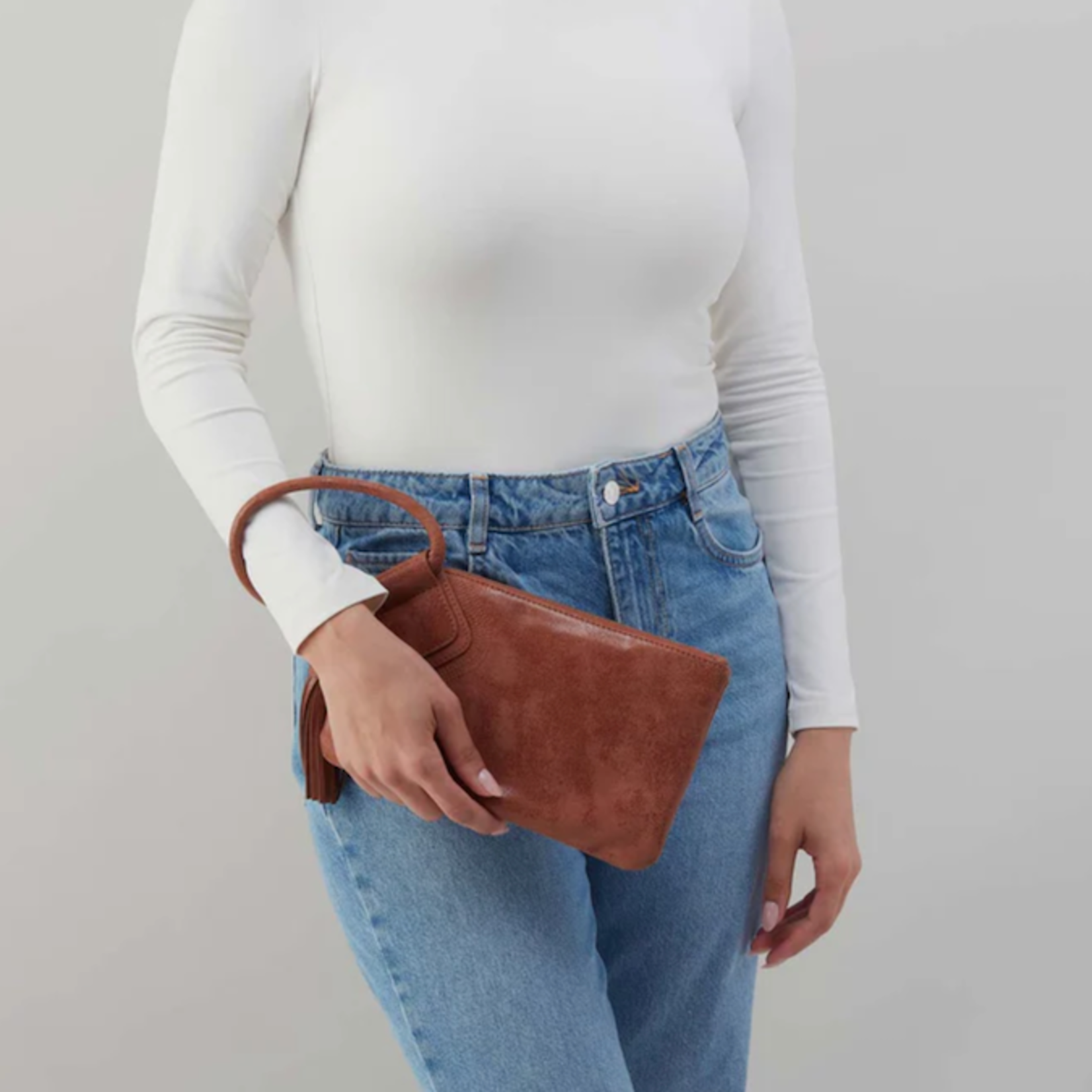 HOBO HOBO - Sable Wristlet Burnished Saddle Buffed Leather