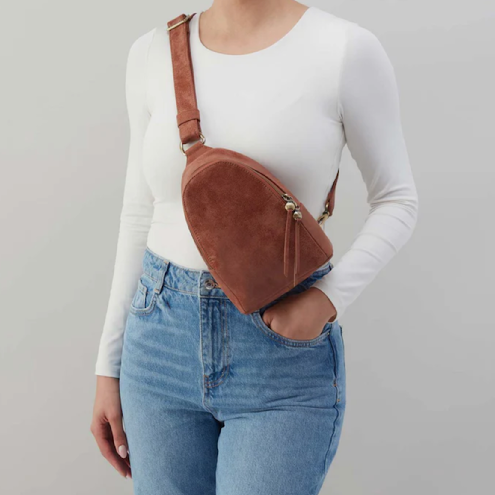 HOBO HOBO - Fern Sling Burnished Saddle Buffed Leather