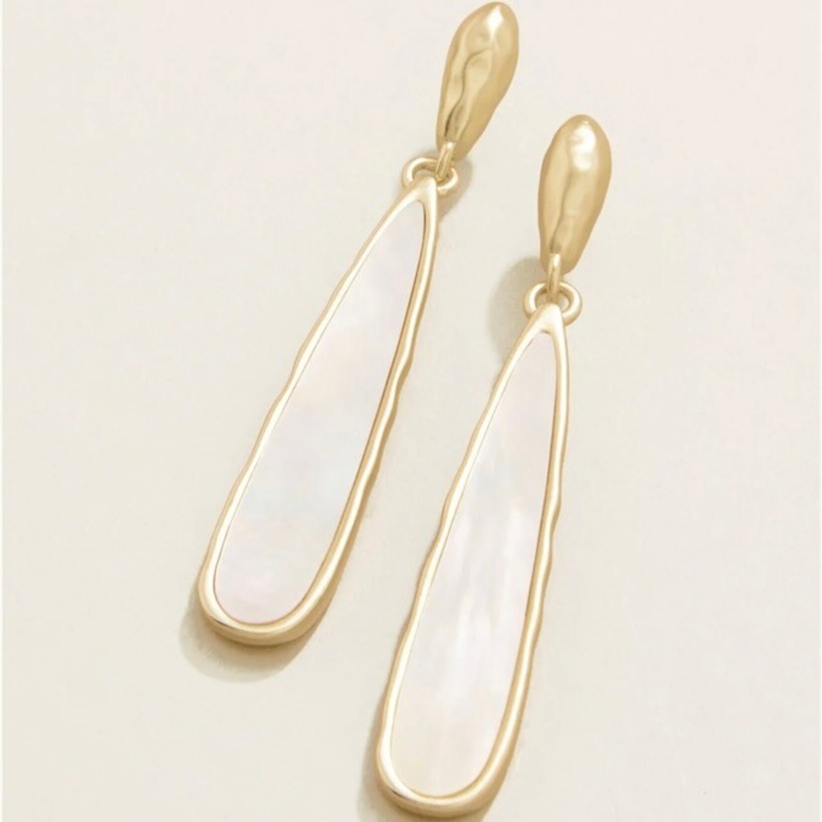 Drip Earrings, Mother of Pearl