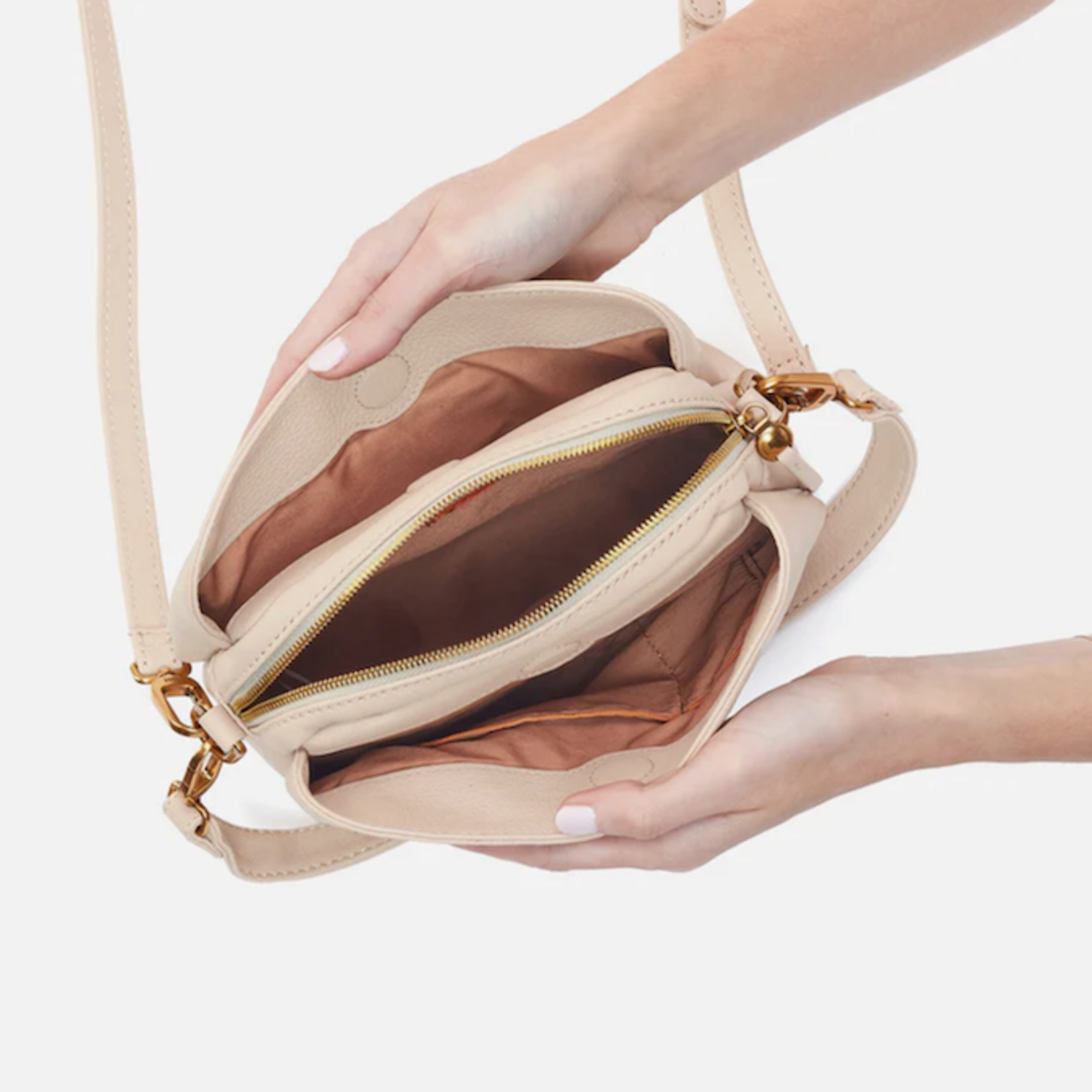 HOBO HOBO - Starr Convertible Shoulder Bag Stonewash Pebbled Leather