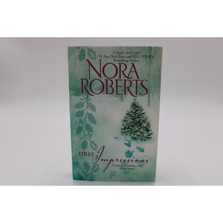 Mass Market Paperback Roberts, Nora: First Impressions/Blithe Images