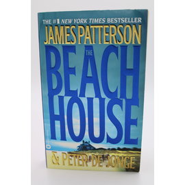 Mass Market Paperback Patterson, James and De Jonge, Peter: The Beach House
