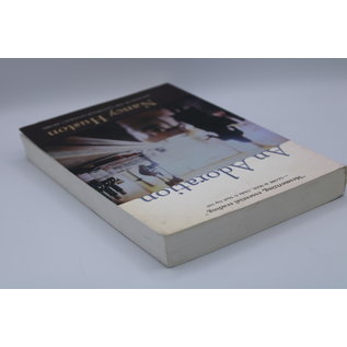 Trade Paperback Huston, Nancy: An Adoration