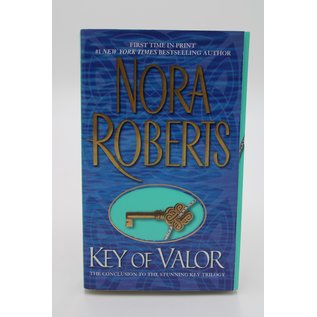 Mass Market Paperback Roberts, Nora: Key of Valor (Key Trilogy, #3)