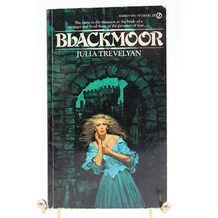 Mass Market Paperback Trevelyan, Julia: Blackmoor
