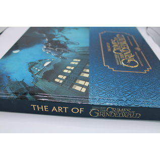 Hardcover Power, Dermot: The Art of Fantastic Beasts: The Crimes of Grindelwald