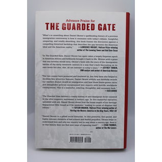 Hardcover Okrent, Daniel: The Guarded Gate: Bigotry, Eugenics and the Law That Kept Two Generations of Jews, Italians, and Other European Immigrants Out of America