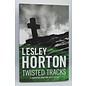 Trade Paperback Horton, Lesley: Twisted Tracks