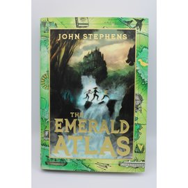 Hardcover Stephens, John: The Emerald Atlas (The Books of Beginning, #1)