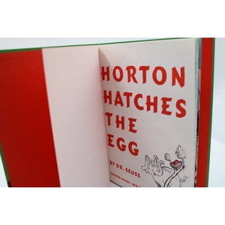 Hardcover Book Club Edition Seuss, Dr.: Horton Hatches the Egg