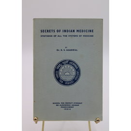 Paperback Aggarwal, R.S.: Secrets of Indian Medicine