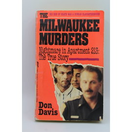 Mass Market Paperback Davis, Don: The Milwaukee Murders: Nightmare in Apartment 213: The True Story