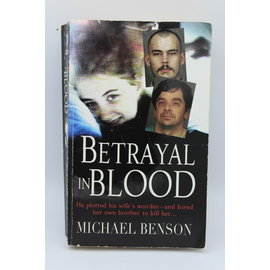 Mass Market Paperback Benson, Michael: Betrayal In Blood