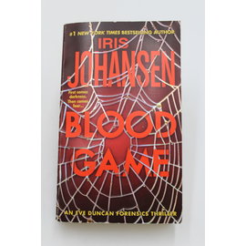 Mass Market Paperback Johansen, Iris: Blood Game (Eve Duncan, #9)