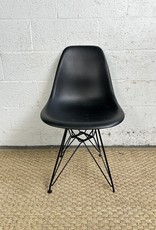 Eames Replica Shell Chair in Black