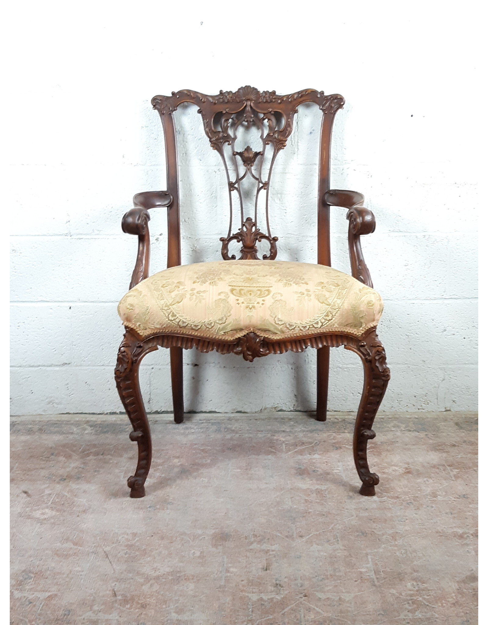 Chippendale Style Ball & Claw Hand Carved & Mahogany Armchair