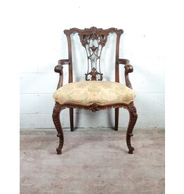 Chippendale Style Ball & Claw Hand Carved & Mahogany Armchair