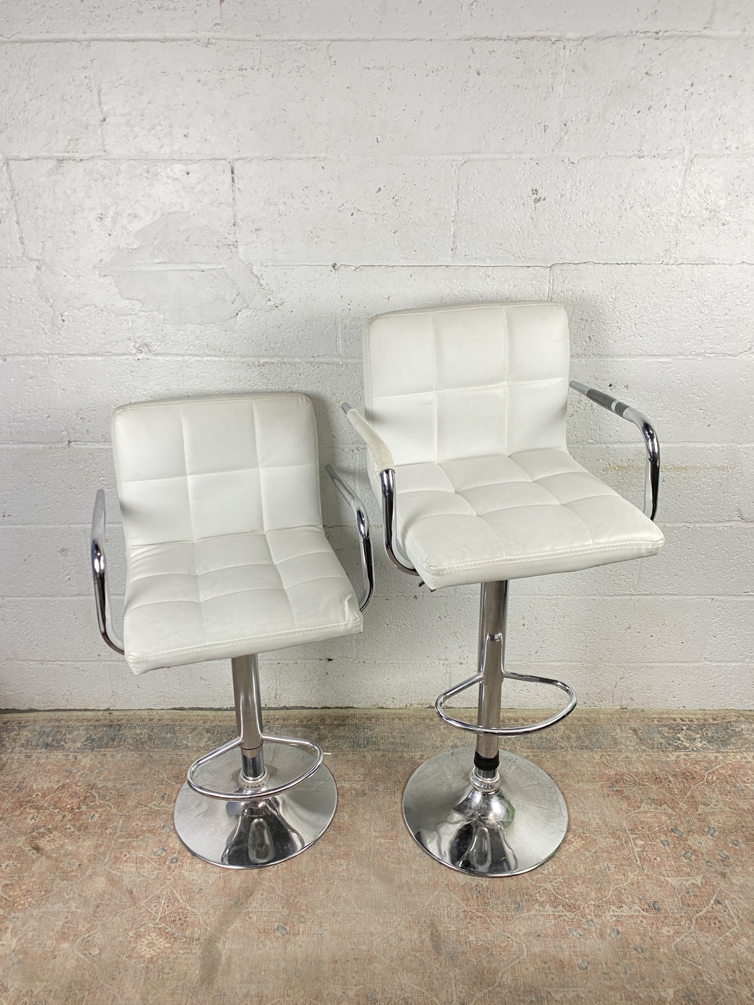 Modern Square Tufted Leather Bar Stool 44.5"H 20.5"W 18.5"D. 32"SH