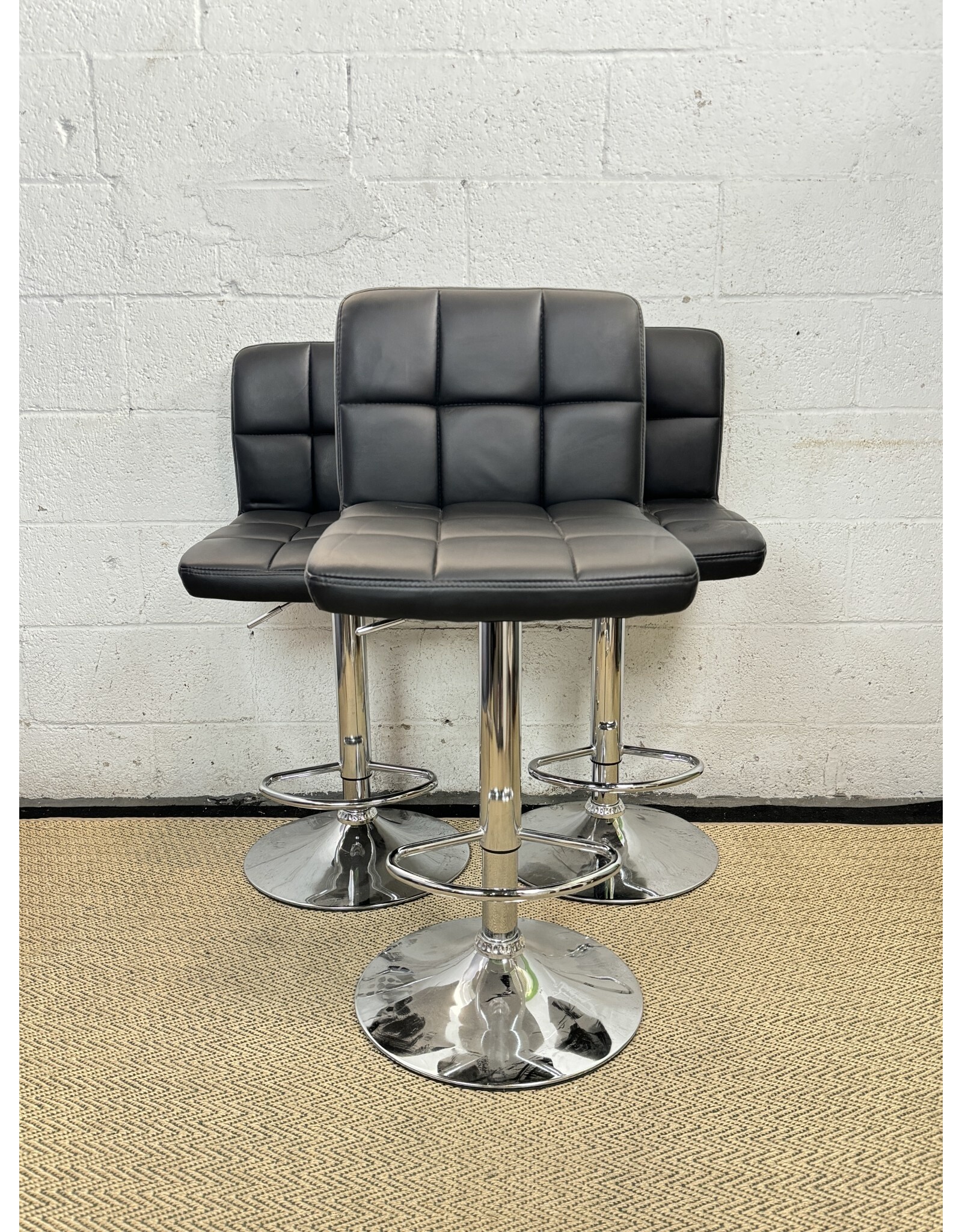 Modern Black Black Leather Bar Stool With Chrome Base