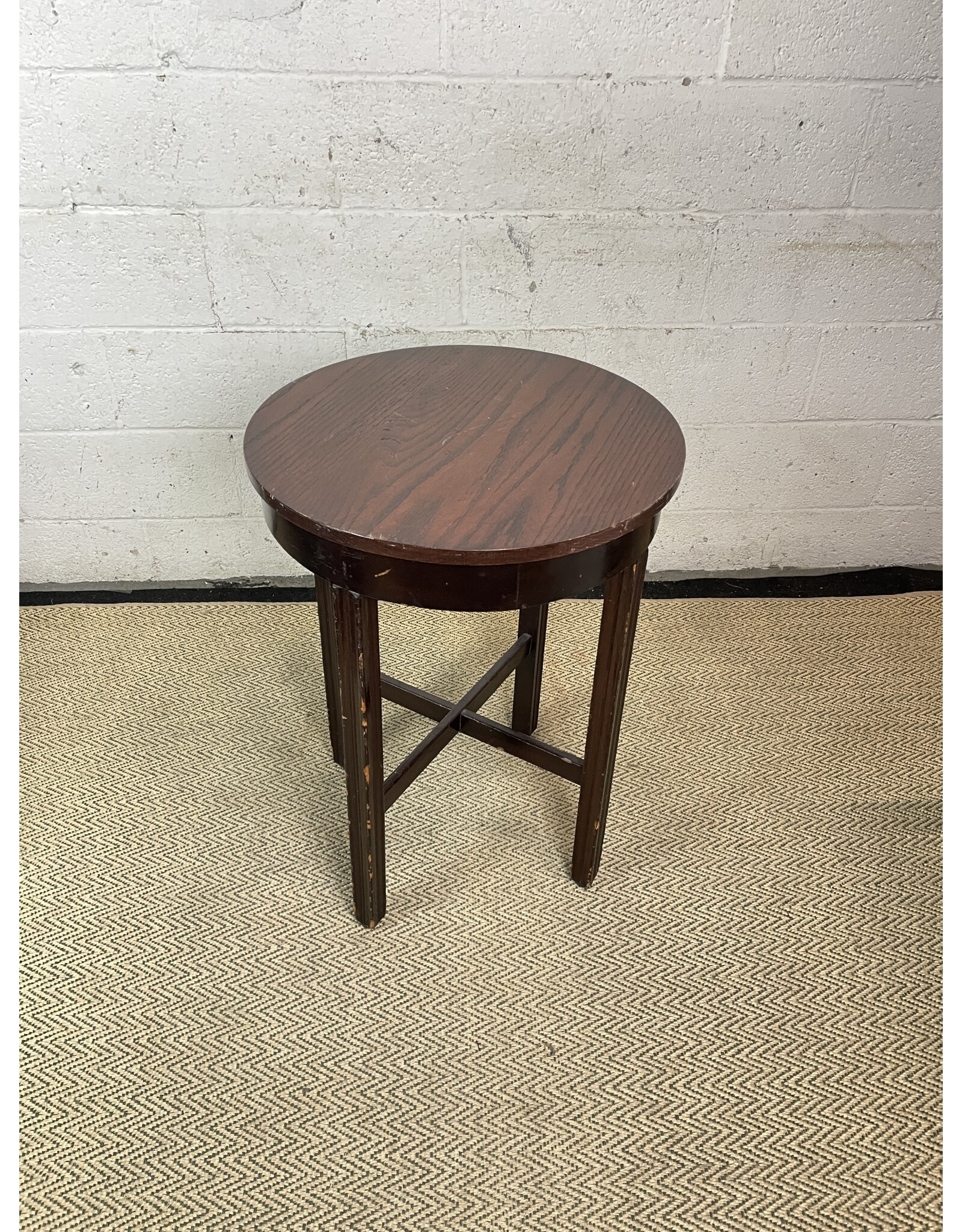 Mission Style Mahogany Round Table