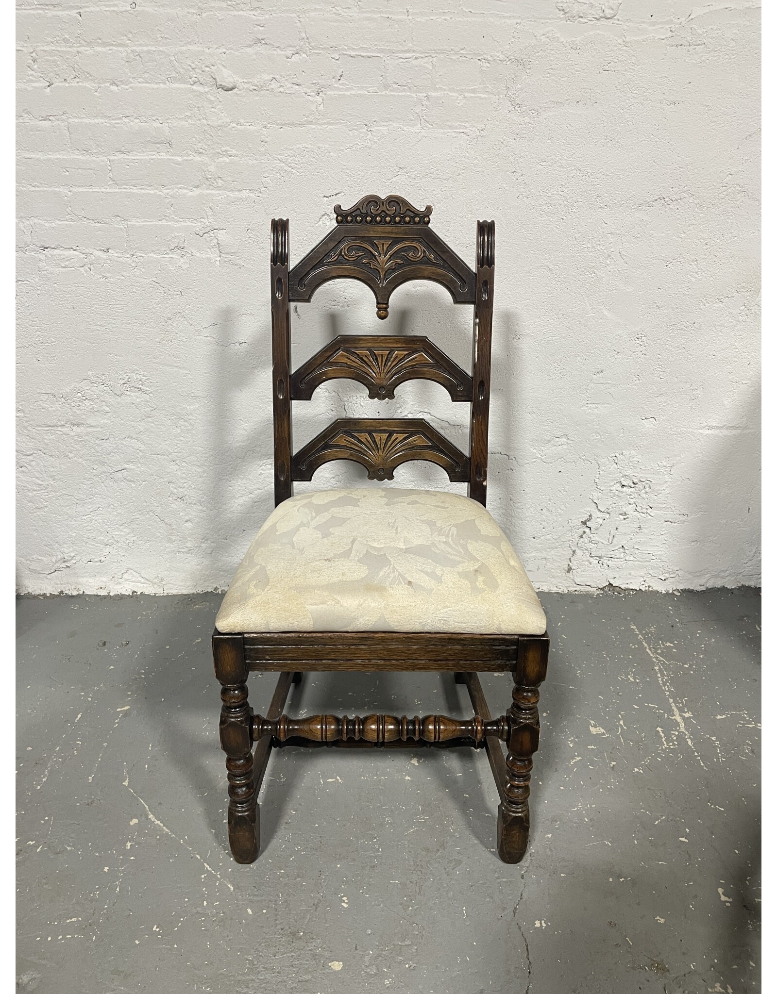 Oak English Tudor Antique Side Chair