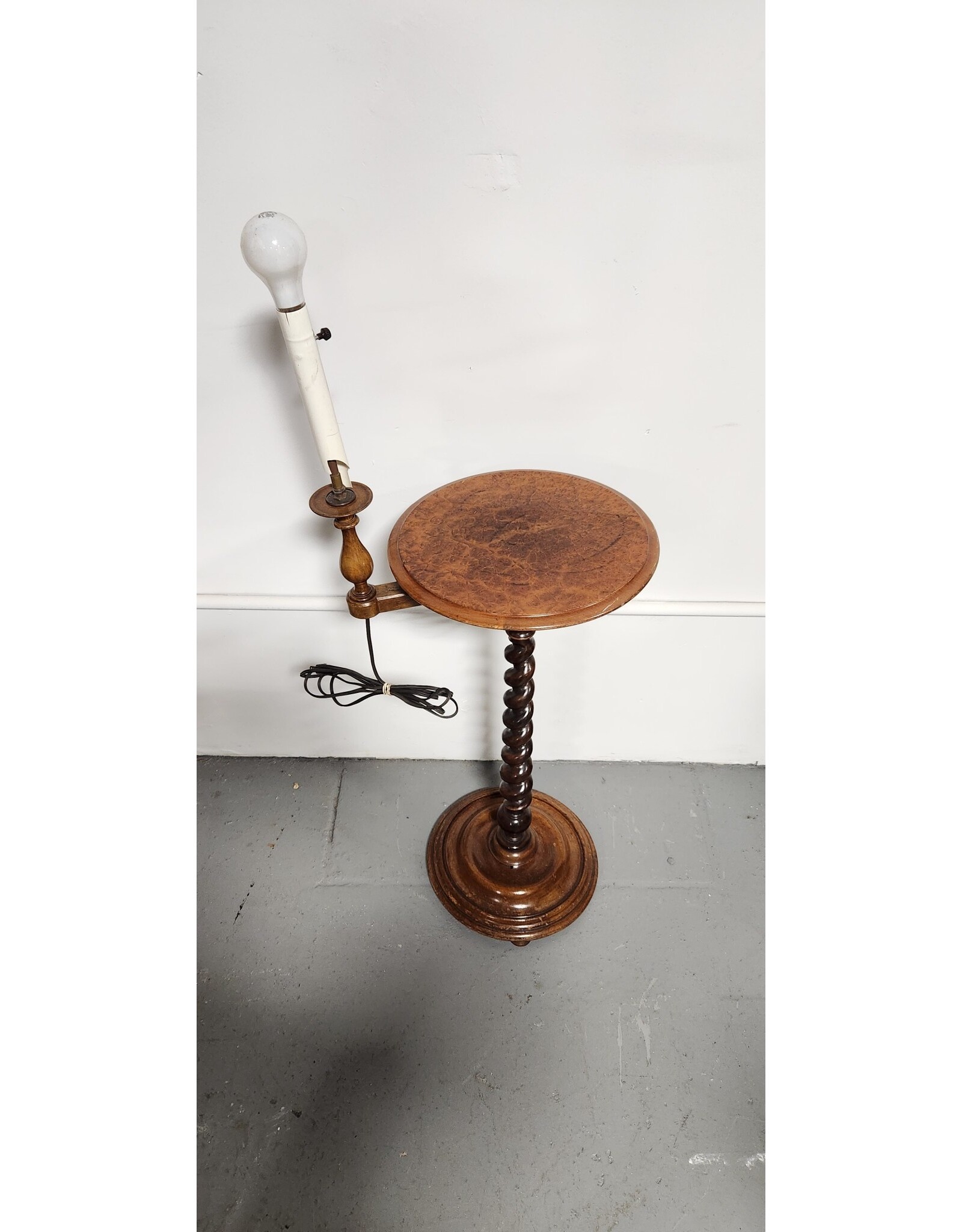 Vintage Wooden Rotating Table Floor Lamp