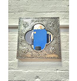 Handmade Tin Flower Design Quatrefoil Center Wall Mirror
