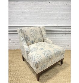 Modern Decorative Host Accent Chair