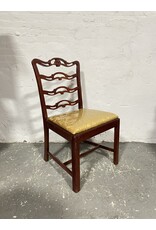 Bernhardt Furniture Solid Mahogany Traditional Style Ladderback Dining Side Chair