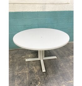 *Large Round Meeting Table