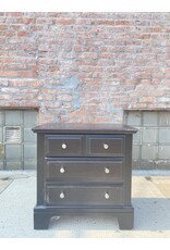 Vaughan Bassett Hamilton Franklin NightStand